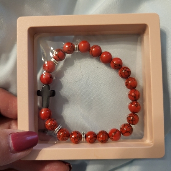 NIB Bohemian 8mm  Red Beaded stretch Cross Bracelet - Picture 3 of 4